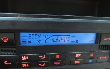 Volkswagen Caravelle T4, 2001 год, 1 350 000 рублей, 11 фотография