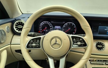 Mercedes-Benz E-Класс, 2019 год, 3 950 000 рублей, 9 фотография