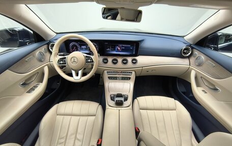 Mercedes-Benz E-Класс, 2019 год, 3 950 000 рублей, 5 фотография