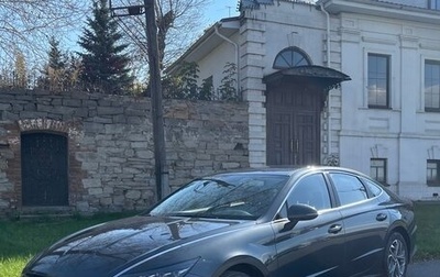 Hyundai Sonata VIII, 2023 год, 2 600 000 рублей, 1 фотография