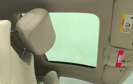 Mercedes-Benz E-Класс, 2019 год, 3 950 000 рублей, 20 фотография