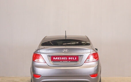Hyundai Solaris II рестайлинг, 2011 год, 819 000 рублей, 4 фотография