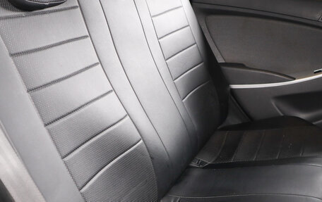 Hyundai Solaris II рестайлинг, 2011 год, 819 000 рублей, 16 фотография