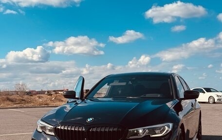 BMW 3 серия, 2019 год, 4 400 000 рублей, 1 фотография