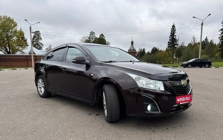 Chevrolet Cruze II, 2014 год, 555 000 рублей, 3 фотография