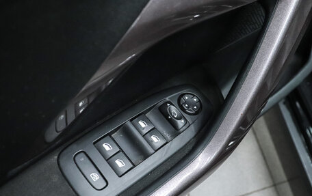 Peugeot 2008 II, 2014 год, 880 000 рублей, 7 фотография
