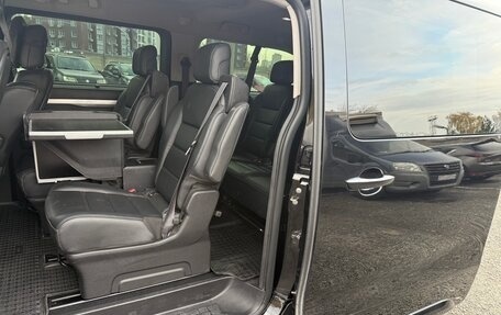 Peugeot Traveller I, 2021 год, 3 800 000 рублей, 6 фотография