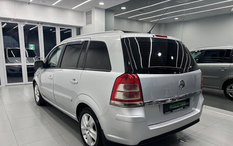 Opel Zafira B, 2010 год, 690 000 рублей, 6 фотография