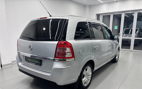 Opel Zafira B, 2010 год, 690 000 рублей, 4 фотография