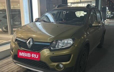 Renault Sandero II рестайлинг, 2015 год, 699 000 рублей, 1 фотография