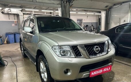 Nissan Pathfinder, 2012 год, 1 400 000 рублей, 3 фотография