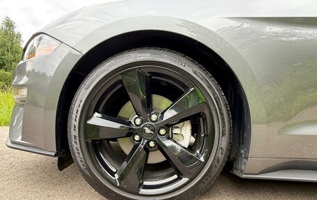 Ford Mustang VI рестайлинг, 2021 год, 4 599 000 рублей, 17 фотография