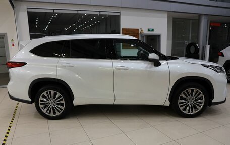 Toyota Highlander, 2025 год, 6 500 000 рублей, 4 фотография