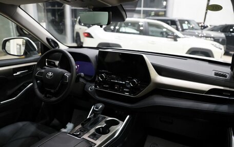 Toyota Highlander, 2025 год, 6 500 000 рублей, 14 фотография