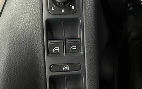 Volkswagen Tiguan I, 2009 год, 899 777 рублей, 12 фотография