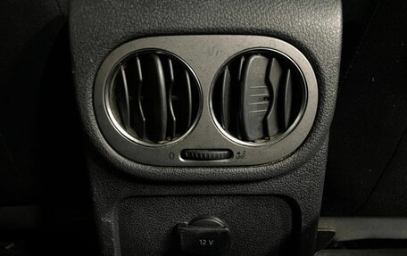 Volkswagen Tiguan I, 2009 год, 899 777 рублей, 13 фотография