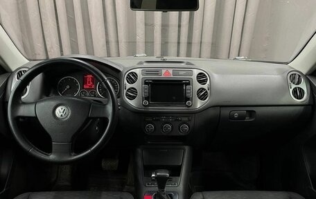 Volkswagen Tiguan I, 2009 год, 899 777 рублей, 10 фотография