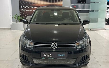 Volkswagen Polo VI (EU Market), 2011 год, 825 000 рублей, 2 фотография