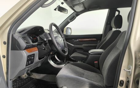 Toyota Land Cruiser Prado 120 рестайлинг, 2008 год, 1 650 000 рублей, 10 фотография