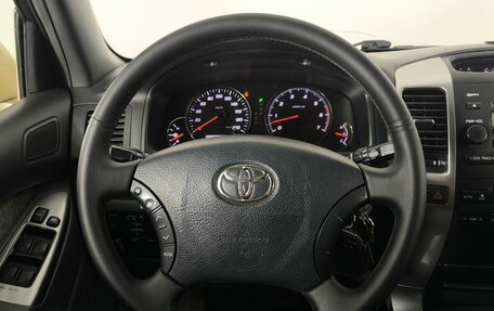 Toyota Land Cruiser Prado 120 рестайлинг, 2008 год, 1 650 000 рублей, 16 фотография