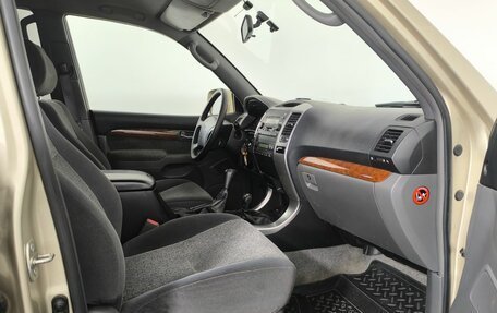 Toyota Land Cruiser Prado 120 рестайлинг, 2008 год, 1 650 000 рублей, 13 фотография