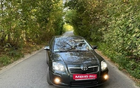 Toyota Avensis III рестайлинг, 2007 год, 850 000 рублей, 3 фотография