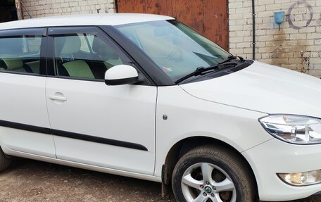 Skoda Fabia II, 2012 год, 600 000 рублей, 3 фотография