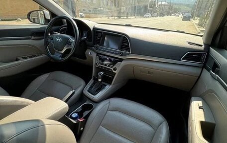 Hyundai Elantra VI рестайлинг, 2016 год, 1 450 000 рублей, 7 фотография