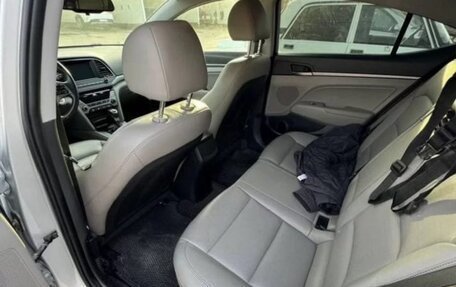 Hyundai Elantra VI рестайлинг, 2016 год, 1 450 000 рублей, 8 фотография