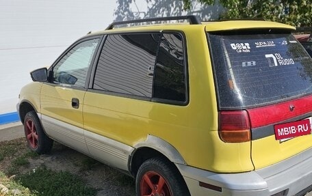 Mitsubishi Space Runner II, 1996 год, 250 000 рублей, 6 фотография