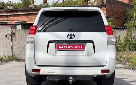 Toyota Land Cruiser Prado 150 рестайлинг 2, 2012 год, 3 650 000 рублей, 4 фотография