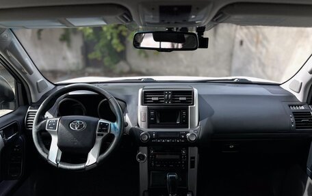 Toyota Land Cruiser Prado 150 рестайлинг 2, 2012 год, 3 650 000 рублей, 30 фотография