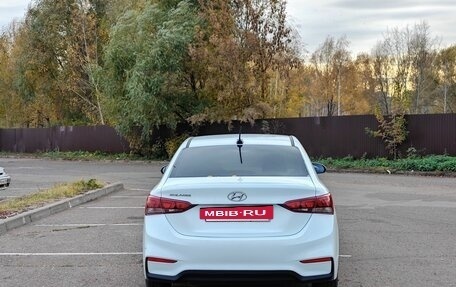 Hyundai Solaris II рестайлинг, 2017 год, 670 000 рублей, 2 фотография