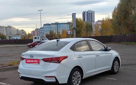 Hyundai Solaris II рестайлинг, 2017 год, 670 000 рублей, 3 фотография