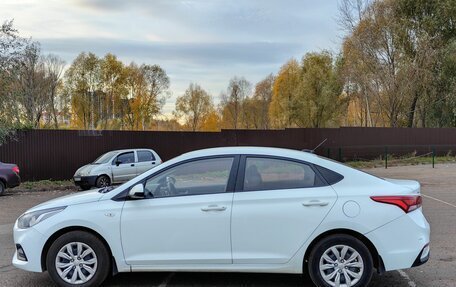 Hyundai Solaris II рестайлинг, 2017 год, 670 000 рублей, 5 фотография