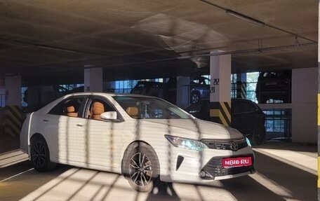 Toyota Camry, 2016 год, 2 250 000 рублей, 1 фотография