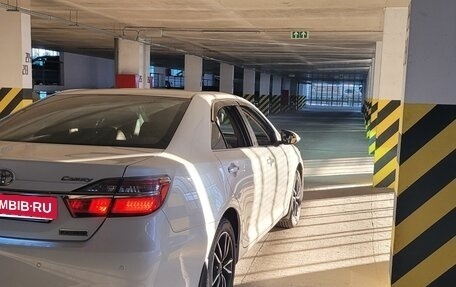 Toyota Camry, 2016 год, 2 250 000 рублей, 4 фотография