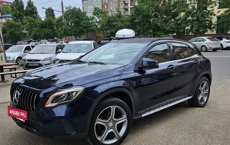 Mercedes-Benz GLA, 2017 год, 1 970 000 рублей, 3 фотография