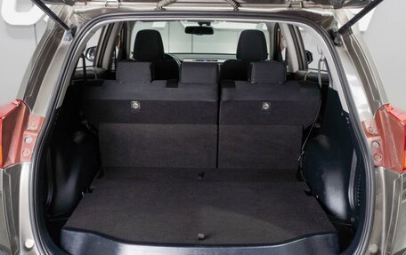 Toyota RAV4, 2013 год, 1 799 000 рублей, 21 фотография