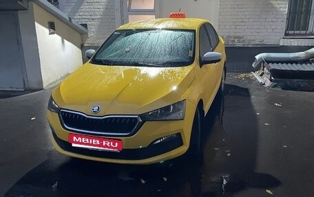 Skoda Rapid II, 2021 год, 1 600 000 рублей, 2 фотография