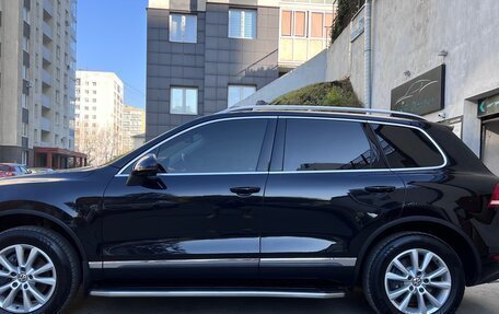 Volkswagen Touareg III, 2013 год, 2 490 000 рублей, 2 фотография