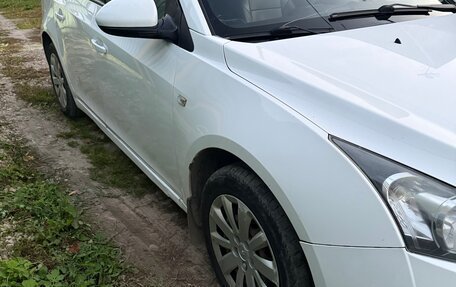 Chevrolet Cruze II, 2011 год, 550 013 рублей, 1 фотография