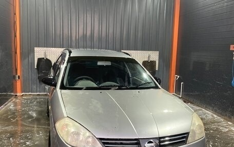 Nissan Wingroad III, 2002 год, 250 000 рублей, 1 фотография