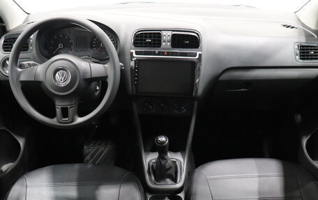 Volkswagen Polo VI (EU Market), 2012 год, 698 000 рублей, 13 фотография