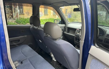 Nissan Cube II, 2001 год, 275 000 рублей, 7 фотография
