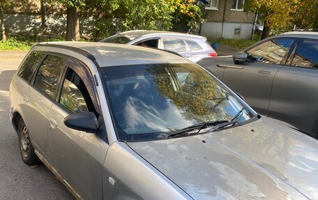 Nissan Wingroad III, 2002 год, 250 000 рублей, 4 фотография