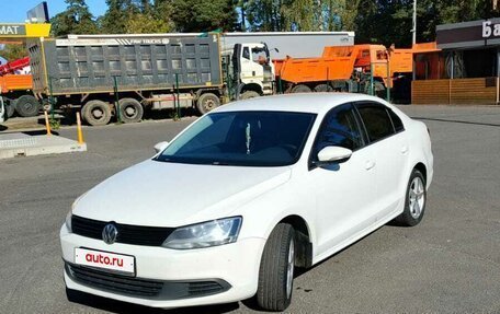 Volkswagen Jetta VI, 2014 год, 890 000 рублей, 2 фотография