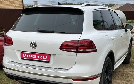 Volkswagen Touareg III, 2017 год, 3 200 000 рублей, 2 фотография
