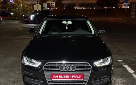 Audi A4, 2014 год, 1 650 000 рублей, 4 фотография