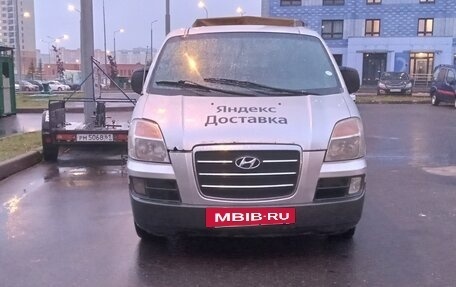 Hyundai Starex I рестайлинг, 2006 год, 460 000 рублей, 2 фотография
